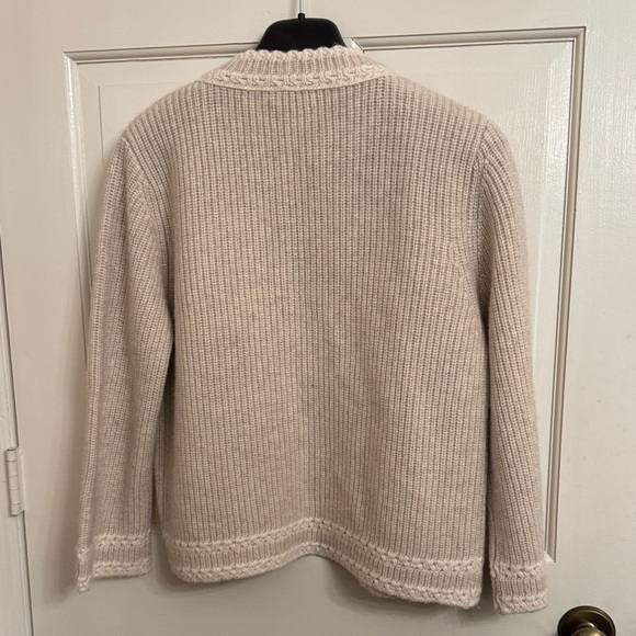 Frances Valentine Embroidered Cream Sweater with Red Floral Design size XL - Picture 11 of 13